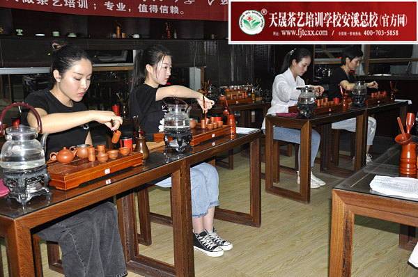 第161期：台湾十八道茶艺分段训练、名茶品鉴之西湖龙井、黄山毛峰、信阳毛尖(图3)