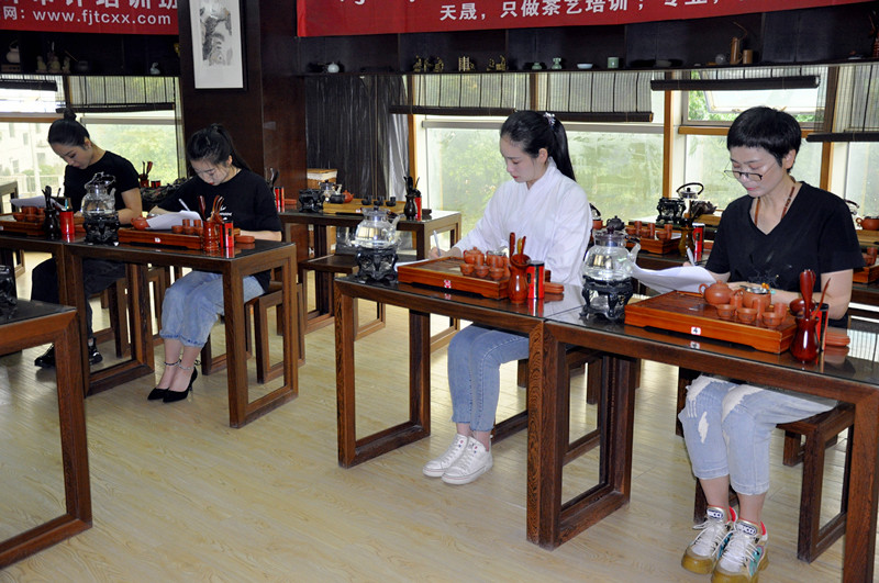 干评台和湿评台的颜色