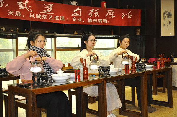 第204期：安溪茶艺之茶具展示学习(图3)
