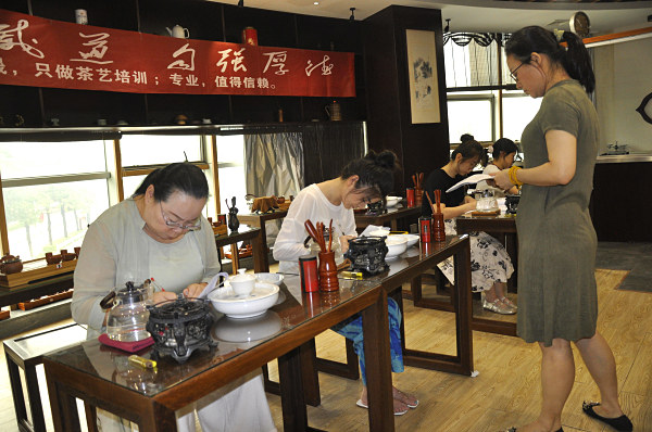 第209期：安溪茶艺之茶具展示学习(图1)