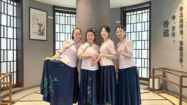 天晟茶艺培训学校老师是否有教学经验？