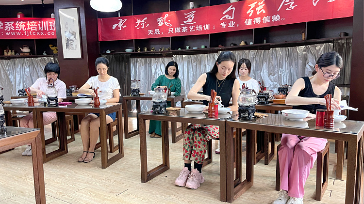 天晟茶艺培训学校火了吗?(图3)
