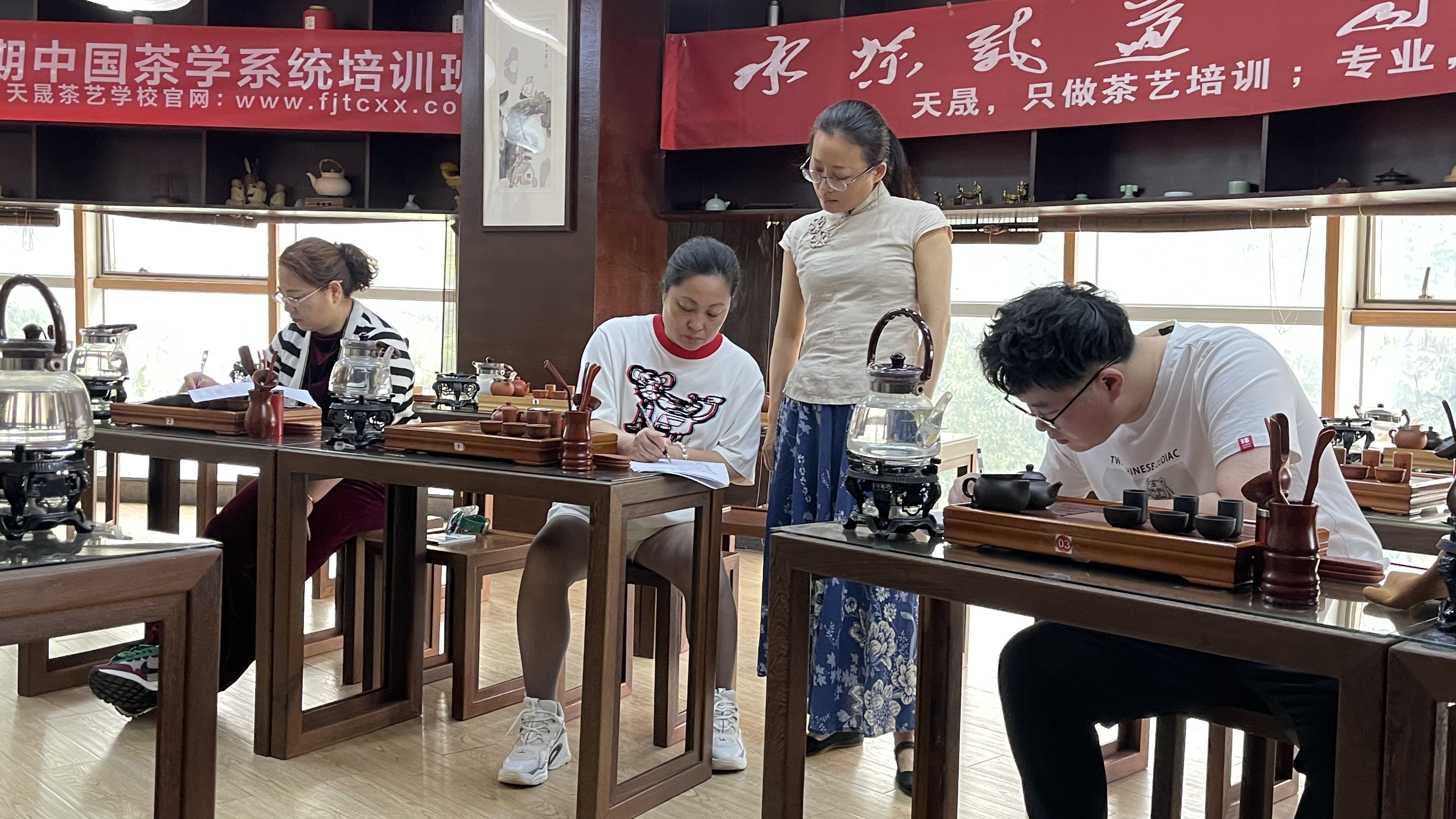 天晟茶艺培训学校制茶师培训有实践或实操吗?(图2)