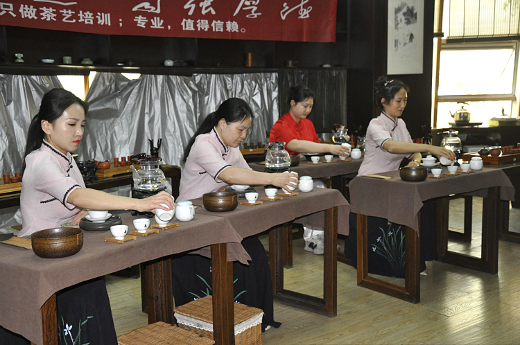 茶艺培训机构哪家好? 天晟茶艺培训学校(图1)