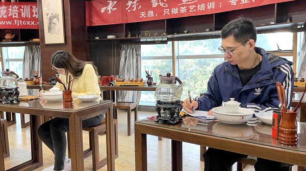 第214期：安溪茶艺之茶具展示学习