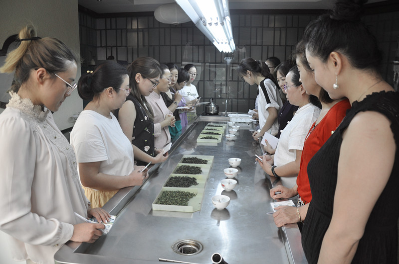 茶艺培训招生简章(图10) 茶艺培训招生简章(图10)