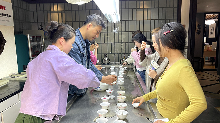 以茶为媒，传承十九载匠心——天晟茶艺培训学校2026年4月10日开班盛启  (图3)