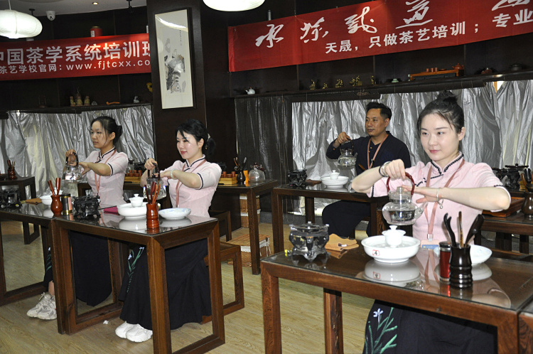 拒绝套路，十天掌握真茶艺(图1)