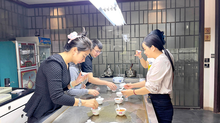 10天闭关修炼!在天晟,我如何从“喝茶小白”进阶为“茶界六边形战士”?(图3) 10天闭关修炼!在天晟,我如何从“喝茶小白”进阶为“茶界六边形战士”?(图3)