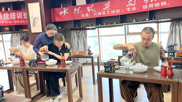 第220期:安溪茶艺流水训练复习(图2) 第220期:安溪茶艺流水训练复习(图2)