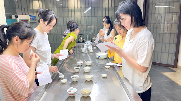 第222期:铁观音香型分类与审评(图3) 第222期:铁观音香型分类与审评(图3)