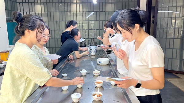 第222期:黑茶的加工与审评 黑茶实践审评(图3) 第222期:黑茶的加工与审评 黑茶实践审评(图3)