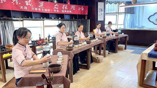 第222期:茶修之行茶十式表演考核(图2) 第222期:茶修之行茶十式表演考核(图2)