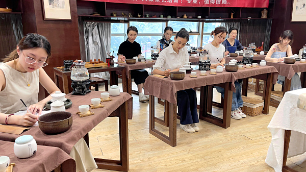 第223期:茶修之行茶十式分段讲解与训练(图1) 第223期:茶修之行茶十式分段讲解与训练(图1)