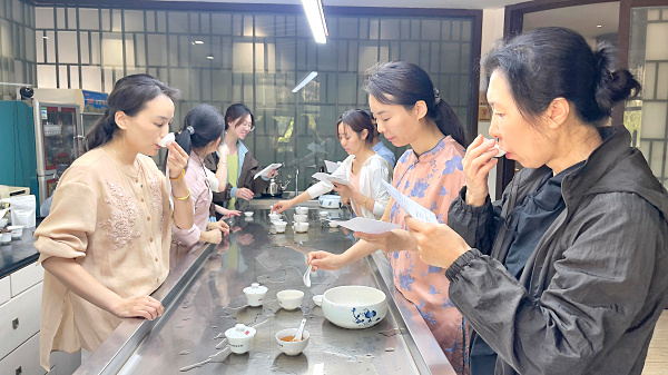 第223期:黑茶的加工与审评 黑茶实践审评(图3) 第223期:黑茶的加工与审评 黑茶实践审评(图3)